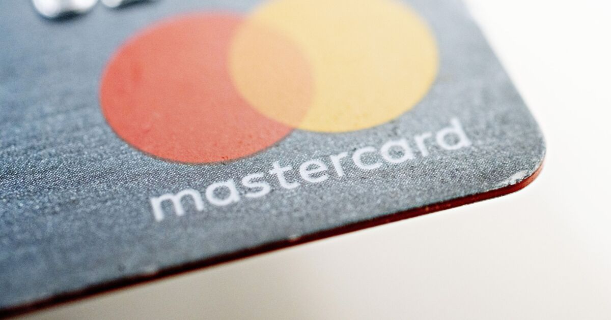 Mastercard opens Apple Card digital-first card-issuing model to processors