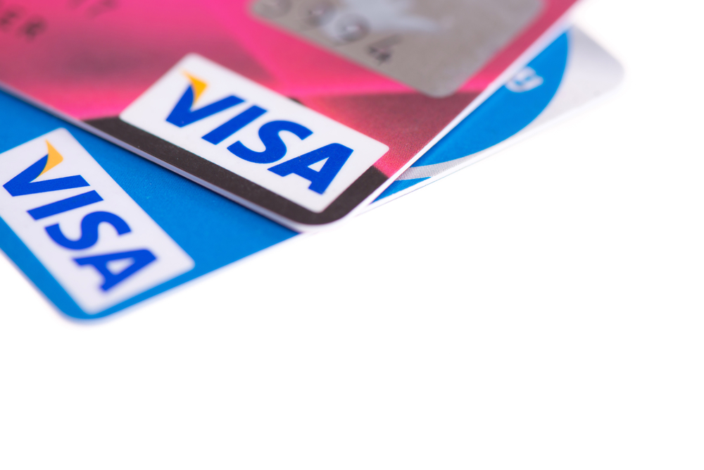 Online Merchants in the EU Using Monneo Given Access to New Corporate Visa Debit Card
