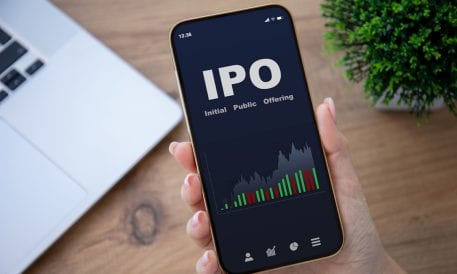 Traditional IPOs – And Banking – Dominate Past Week’s Listings 
